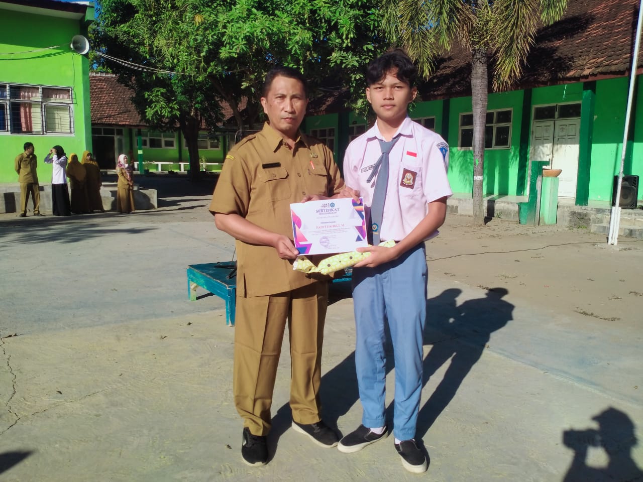 HARI APRESIASI LOMBA DAN KREASI SISWA SISWI SMK NEGERI 1 CERMEE